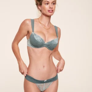 Clairabelle Push Up